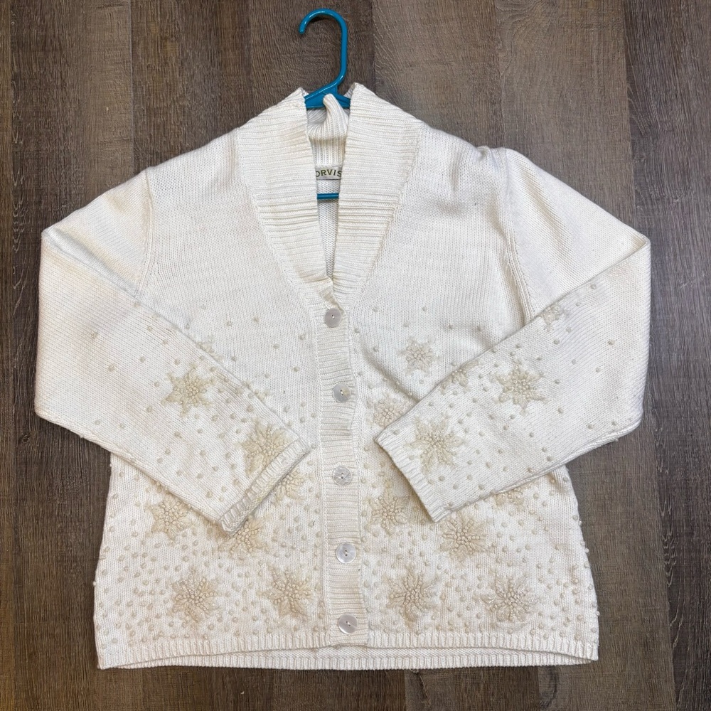 Orvis Cream Cardigan with Subtle Snowflake Design
